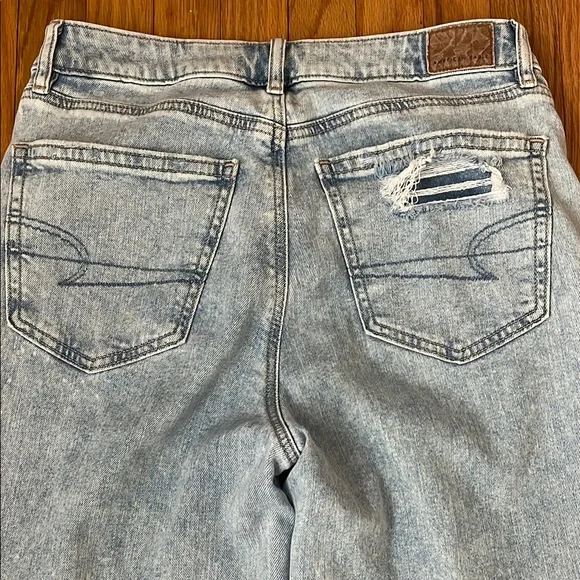 American Eagle Dreamy Drape wide legged jeans - Picture 4 of 9